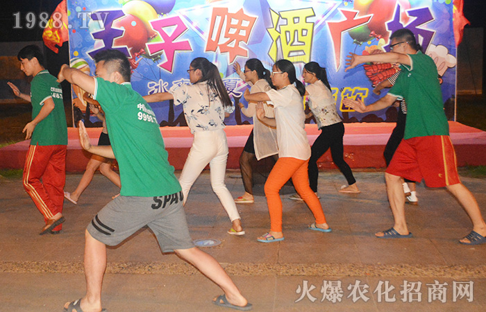 面朝大海 春暖花開(kāi)