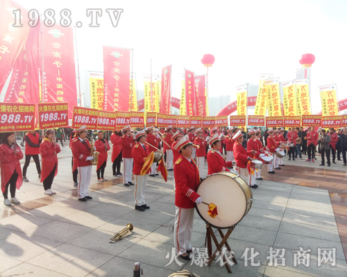     1988.TV的宣傳隊伍在2018中原肥料會再次成為焦點！